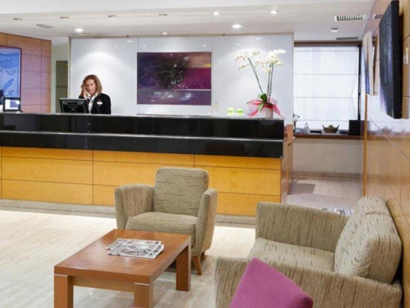 Up Rooms Vic Hotel Dış mekan fotoğraf