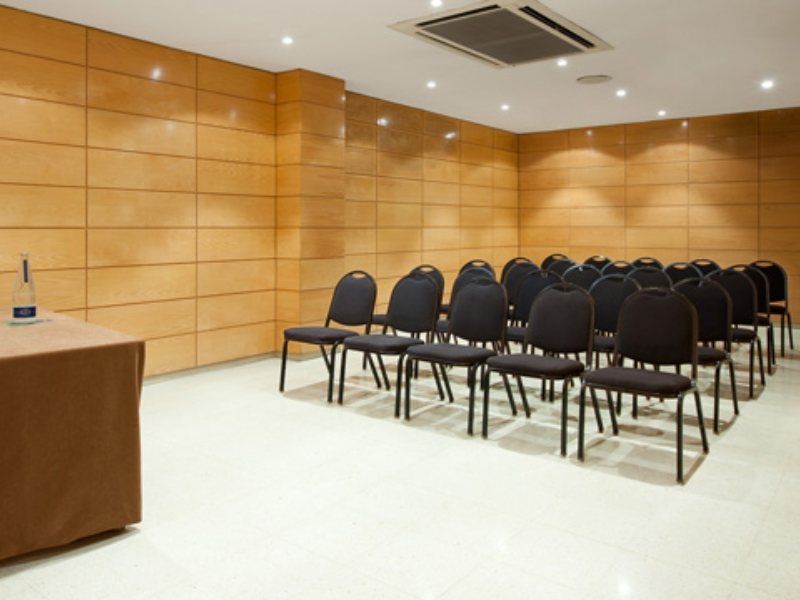 Up Rooms Vic Hotel Dış mekan fotoğraf