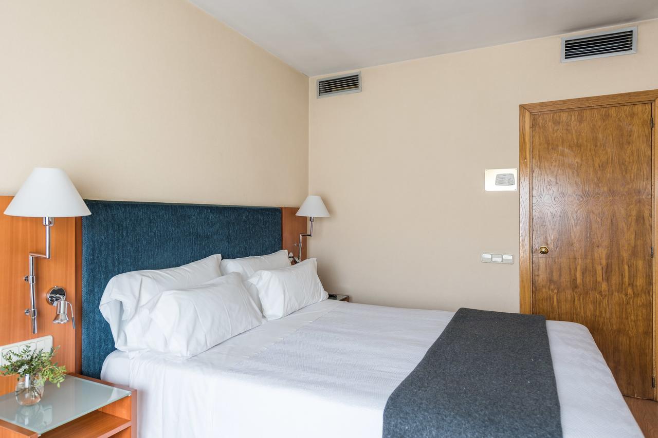Up Rooms Vic Hotel Dış mekan fotoğraf